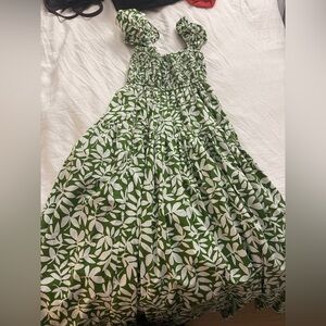 Abercrombie Green and White Leaf Print Dress